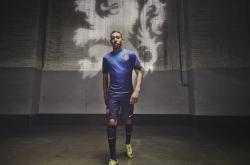 开云体育官网-锡安爆发难救主，热火最后时刻上演逆转奇迹击败老鹰