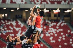 开云体育APP下载-从奥斯梅恩的防守艺术到威尔士的逆转哲学，足球战术中的锁与破