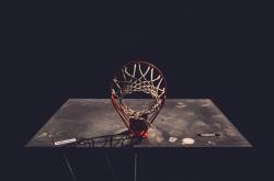 开云体育APP下载-爵士终结广厦队，乔治在东决关键战接管比赛