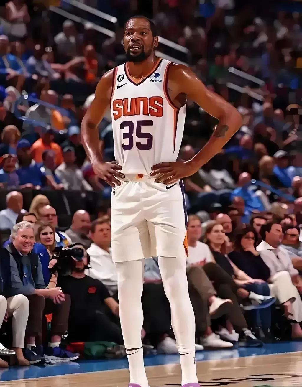 马刺碾压热火B队，杜兰特送出助攻