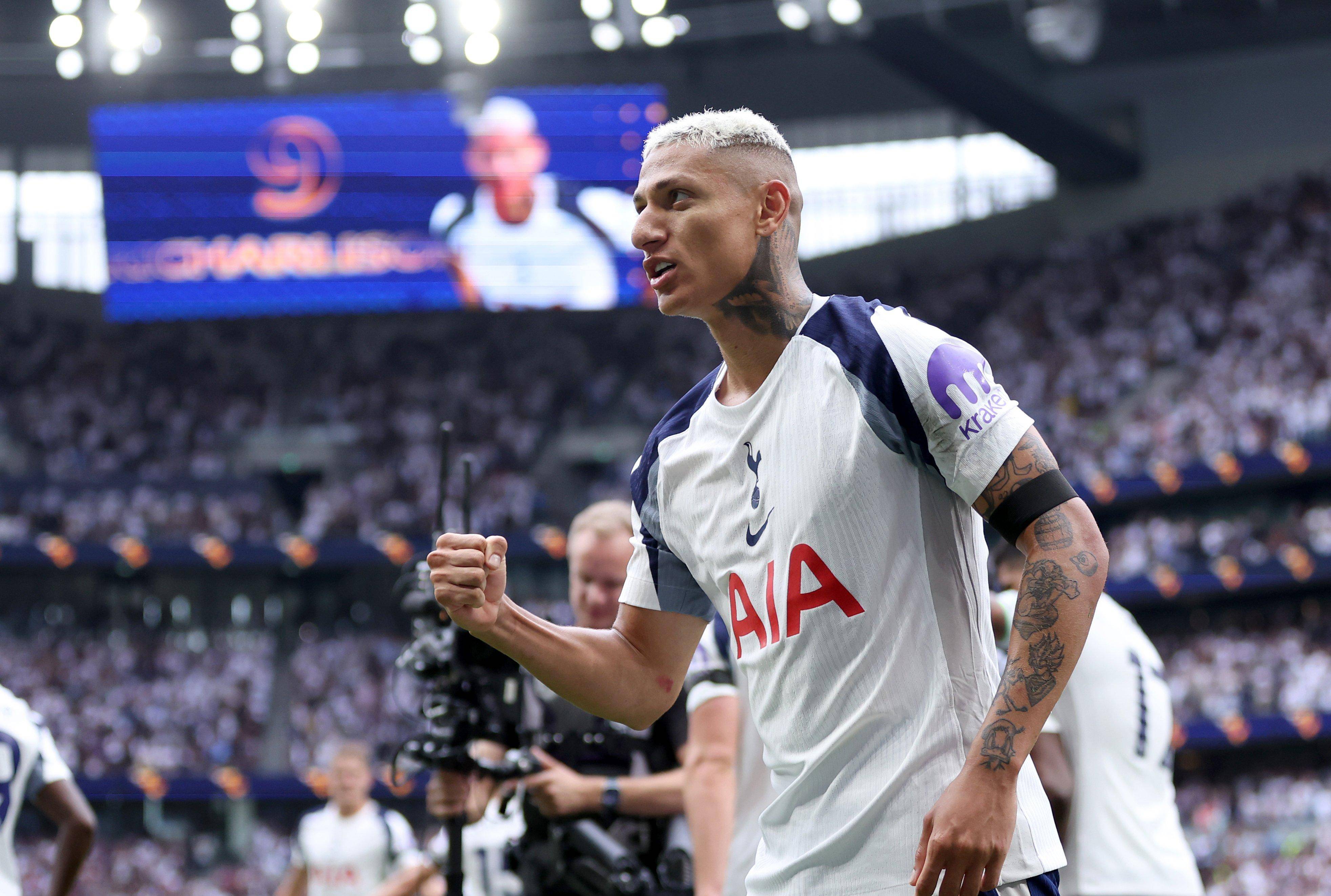 曼城强势韩国，格列兹曼三分雨点燃全场的简单介绍