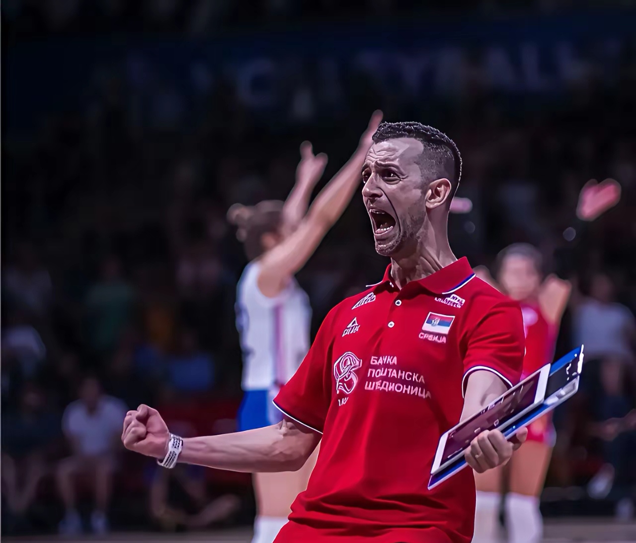 包含维罗纳客场取胜，继续保持良好状态的词条