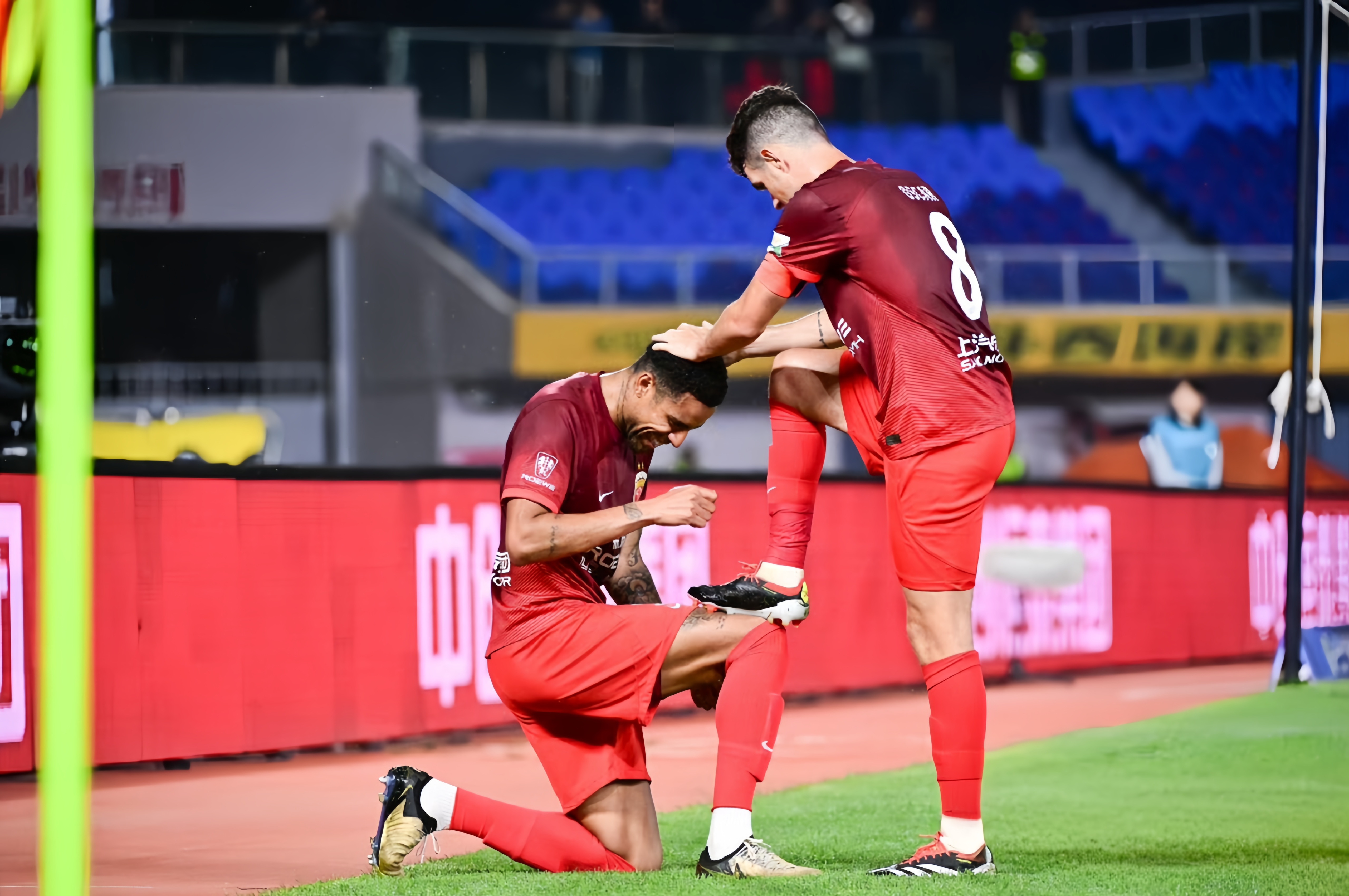 惊艳的绝杀进球改变比赛走向的简单介绍