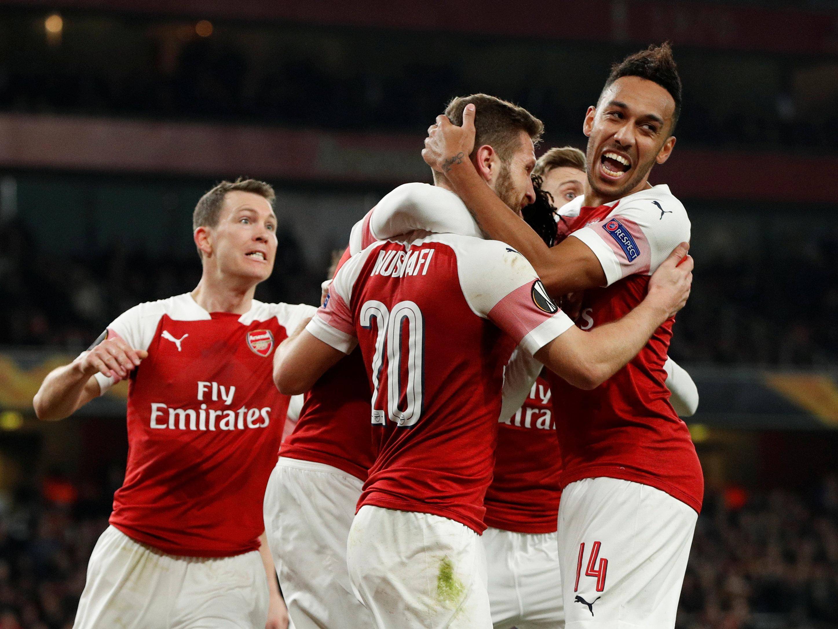 包含富勒姆惨败对手，降入降级区的词条