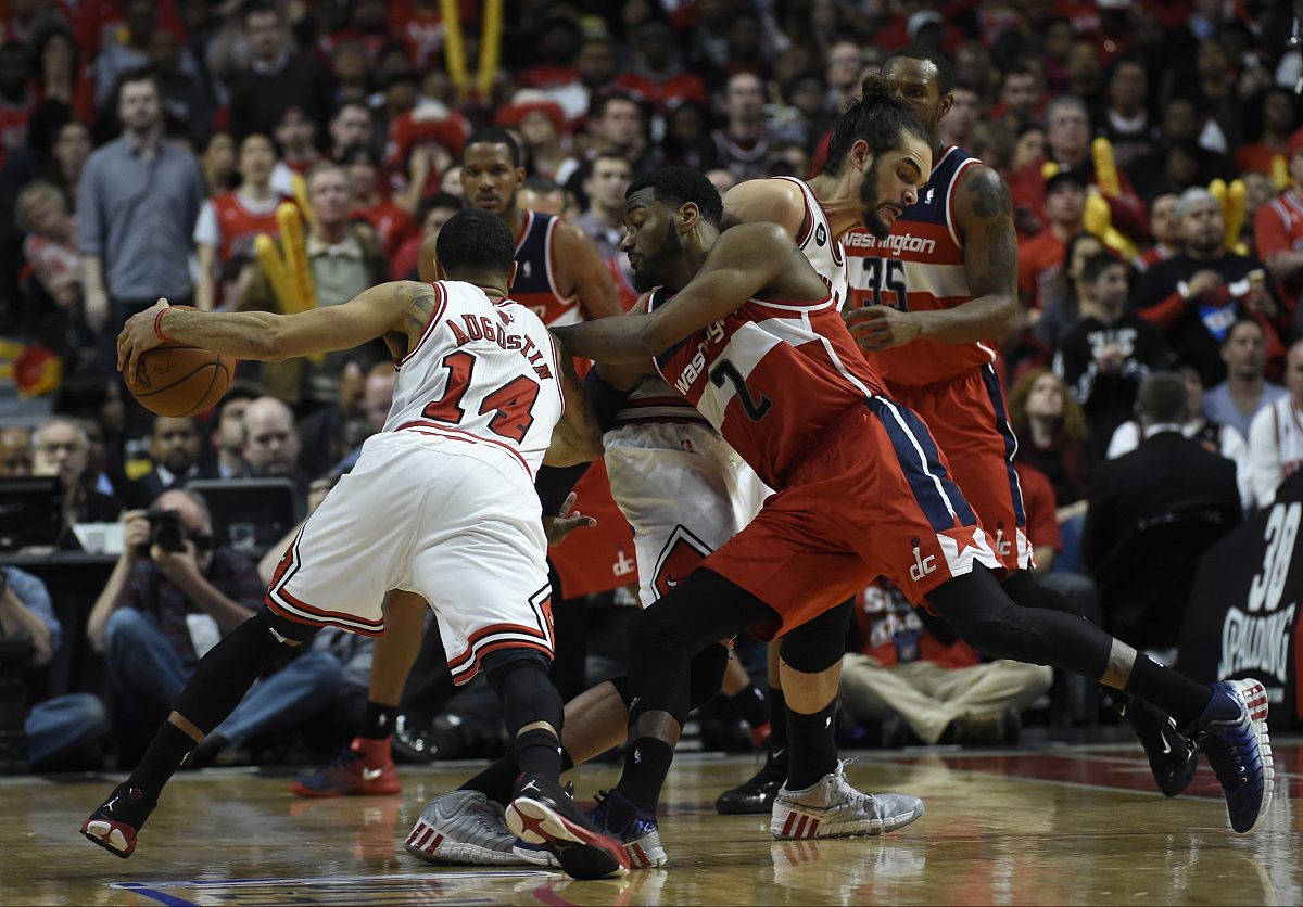 关于尼克斯碾压灰熊,恩比德统治全场的信息 关于尼克斯碾压灰熊,恩比德统治全场的信息