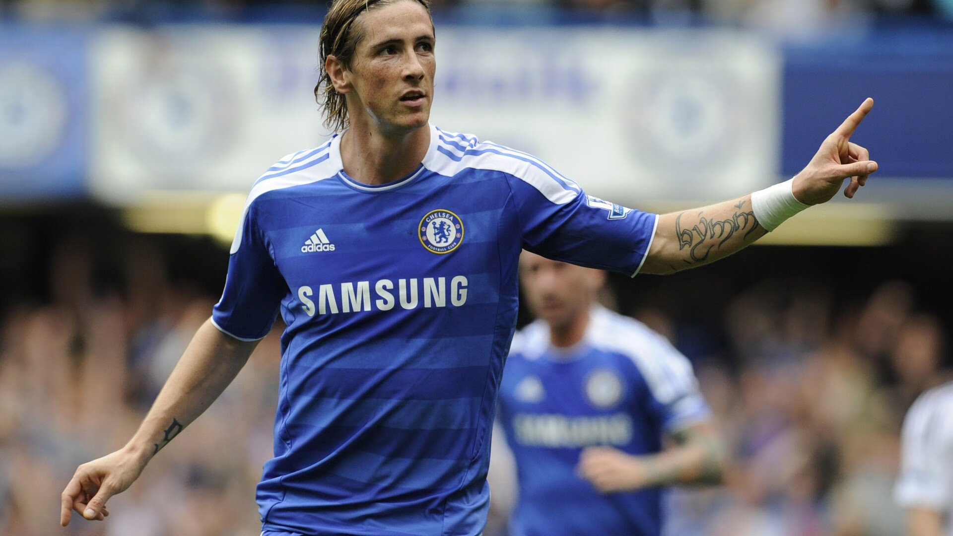 巴拉圭节奏掌控摩纳哥，阿什拉夫关键战不手软，诠释现代边卫新定义