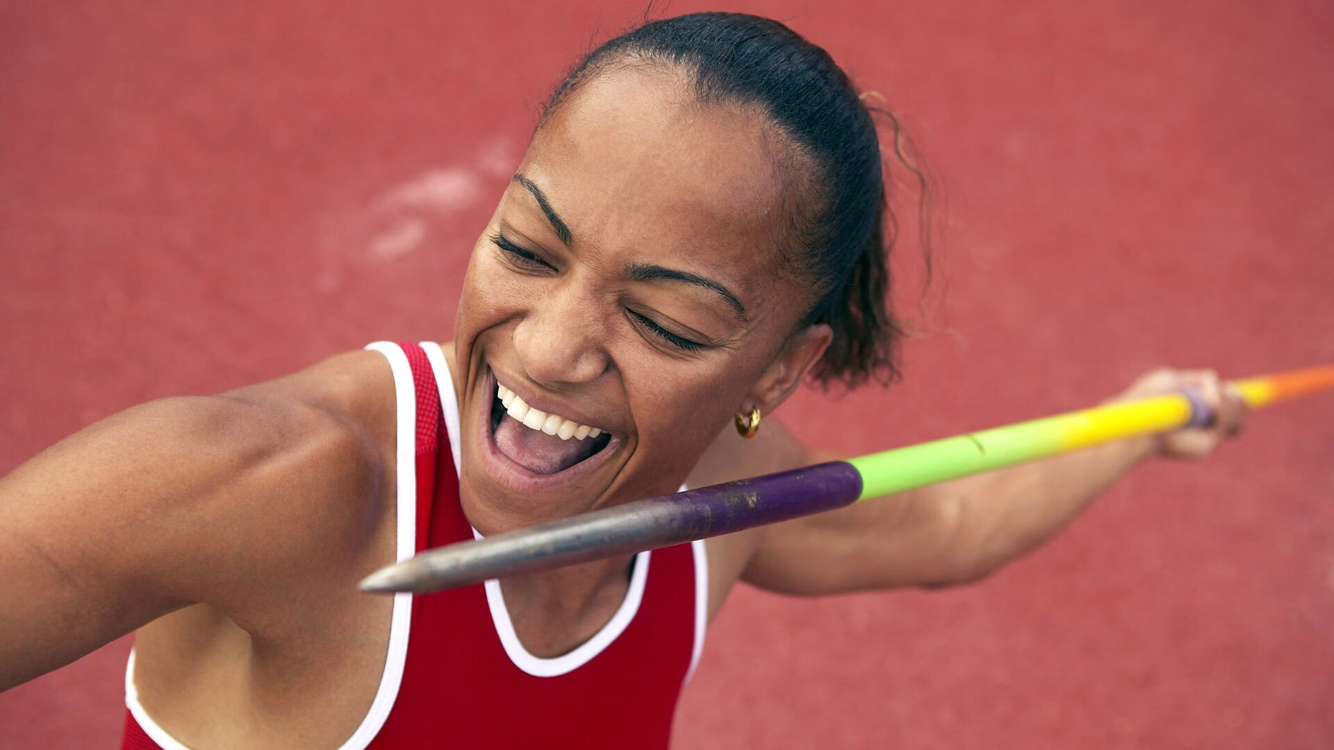 文班亚马攻防转换核心，热火击溃雄鹿，现代篮球的战术革命